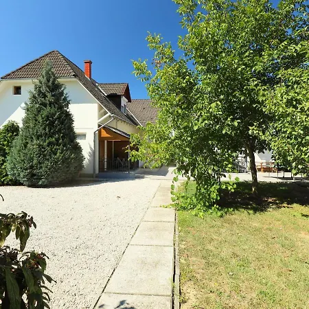 Moni 2 By Interhome شقة *