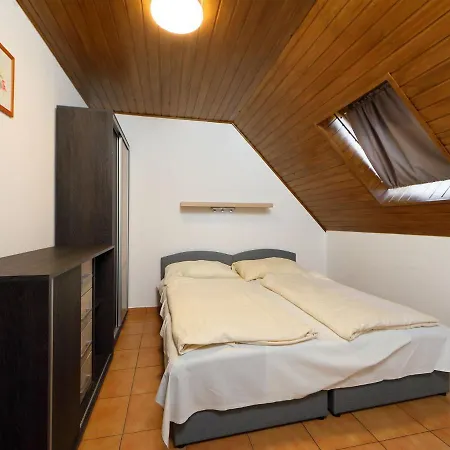 Moni 2 By Interhome شقة *
