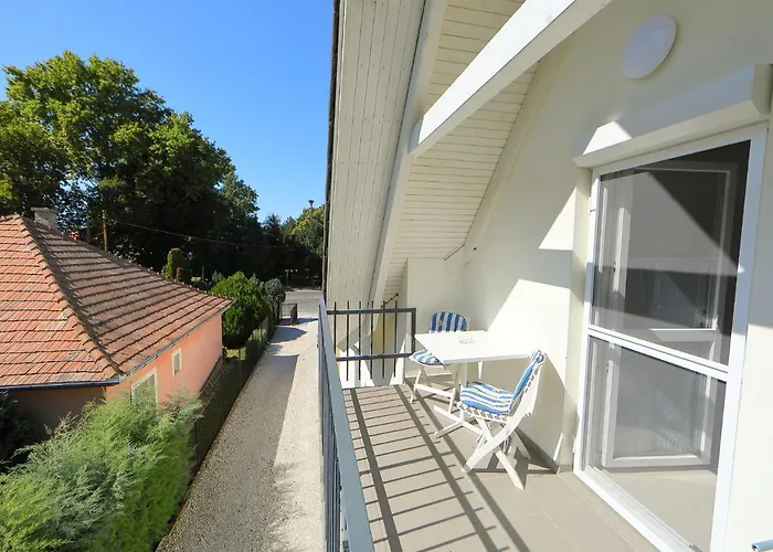 Moni 2 By Interhome 公寓